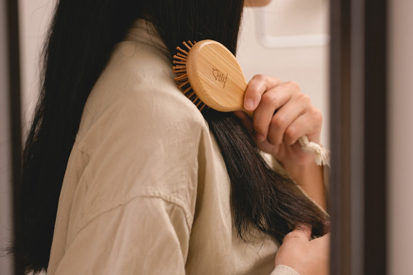 bamboo hairbrush mini