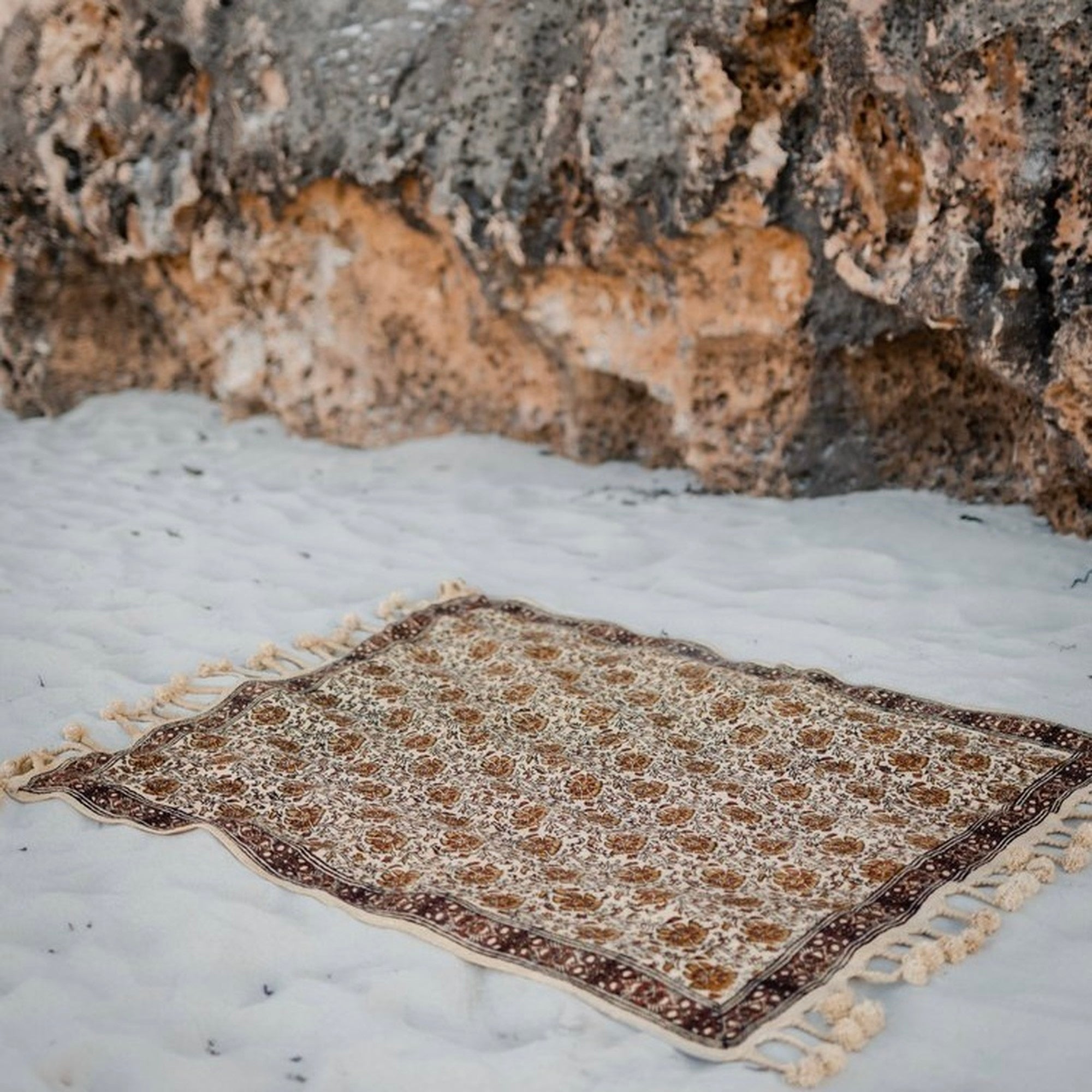 wild bloom throw honey