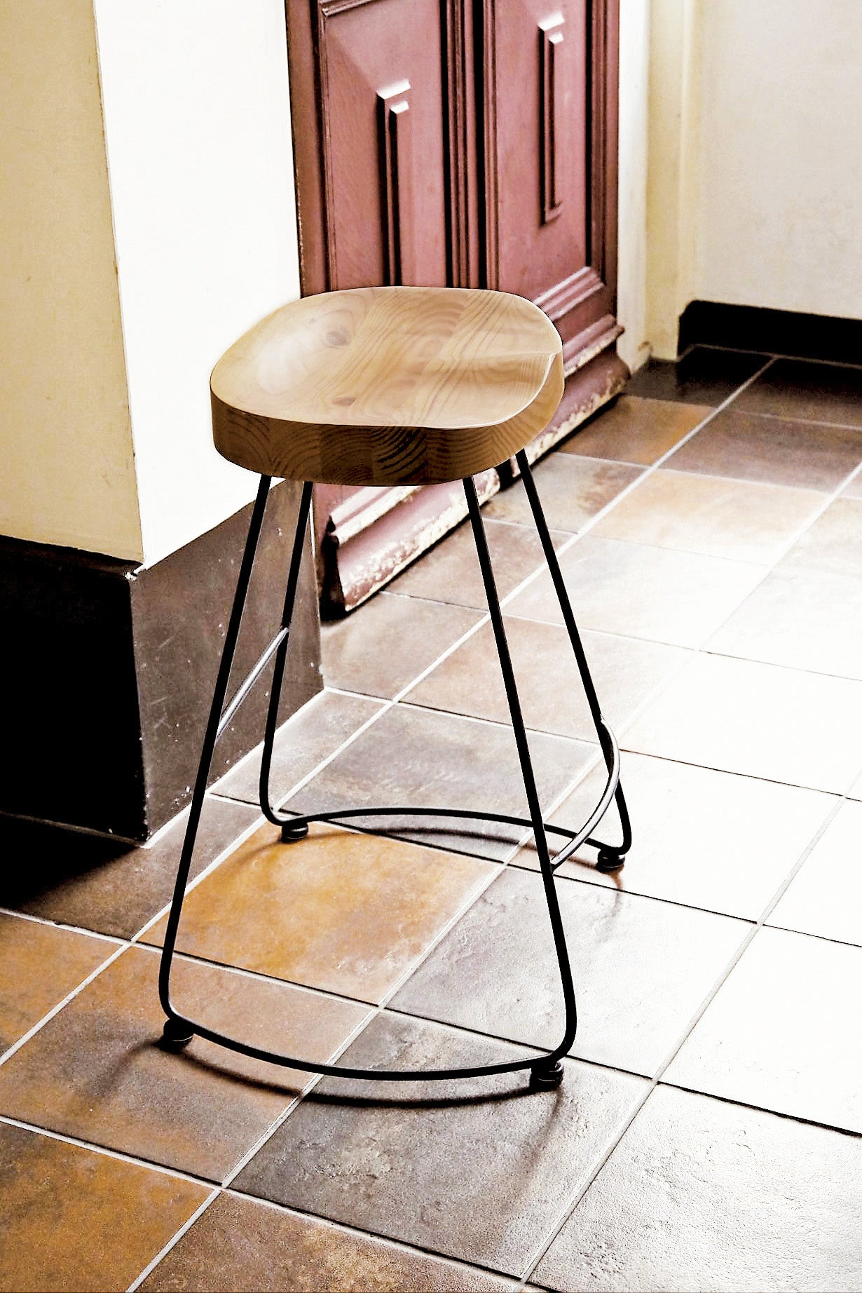 meny bar chair