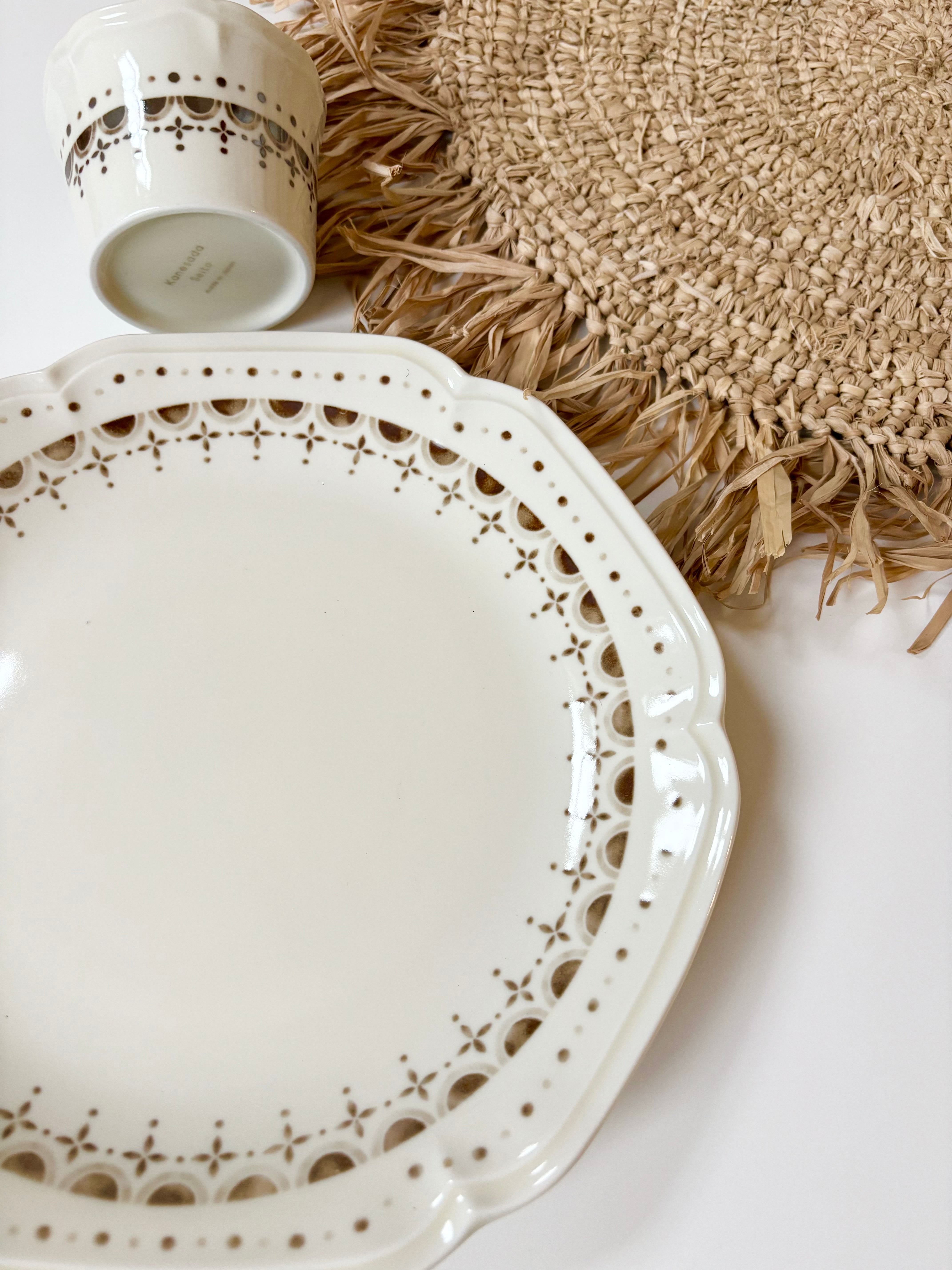 lace chouchou tableware