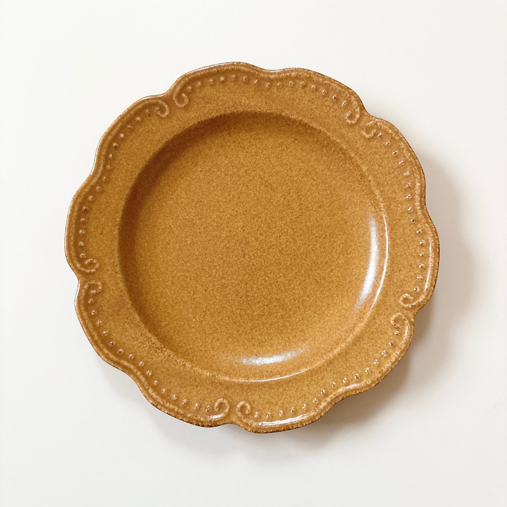 leaf rim flower plate