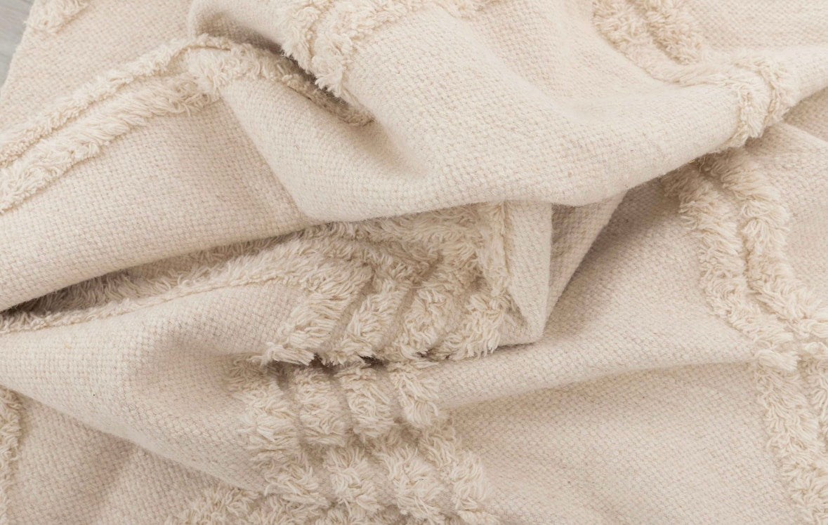 white wool moroccan rug