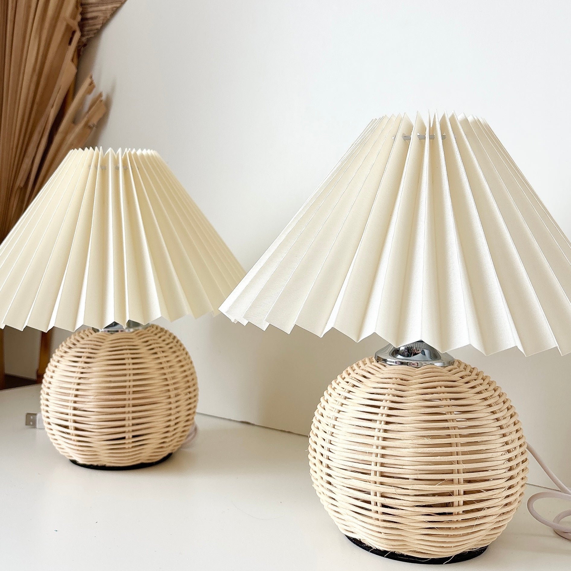 rattan pleated lamp