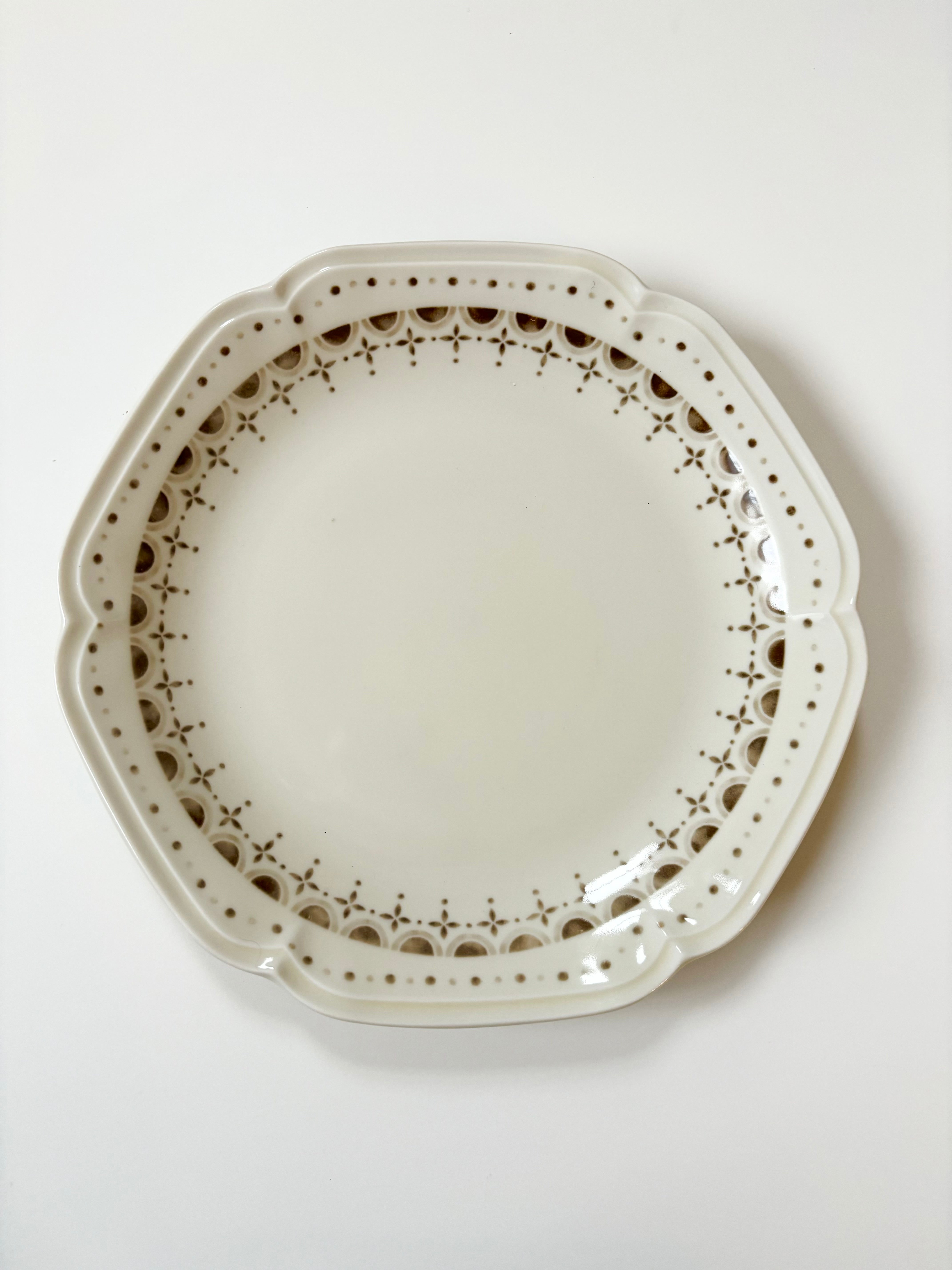 lace chouchou tableware
