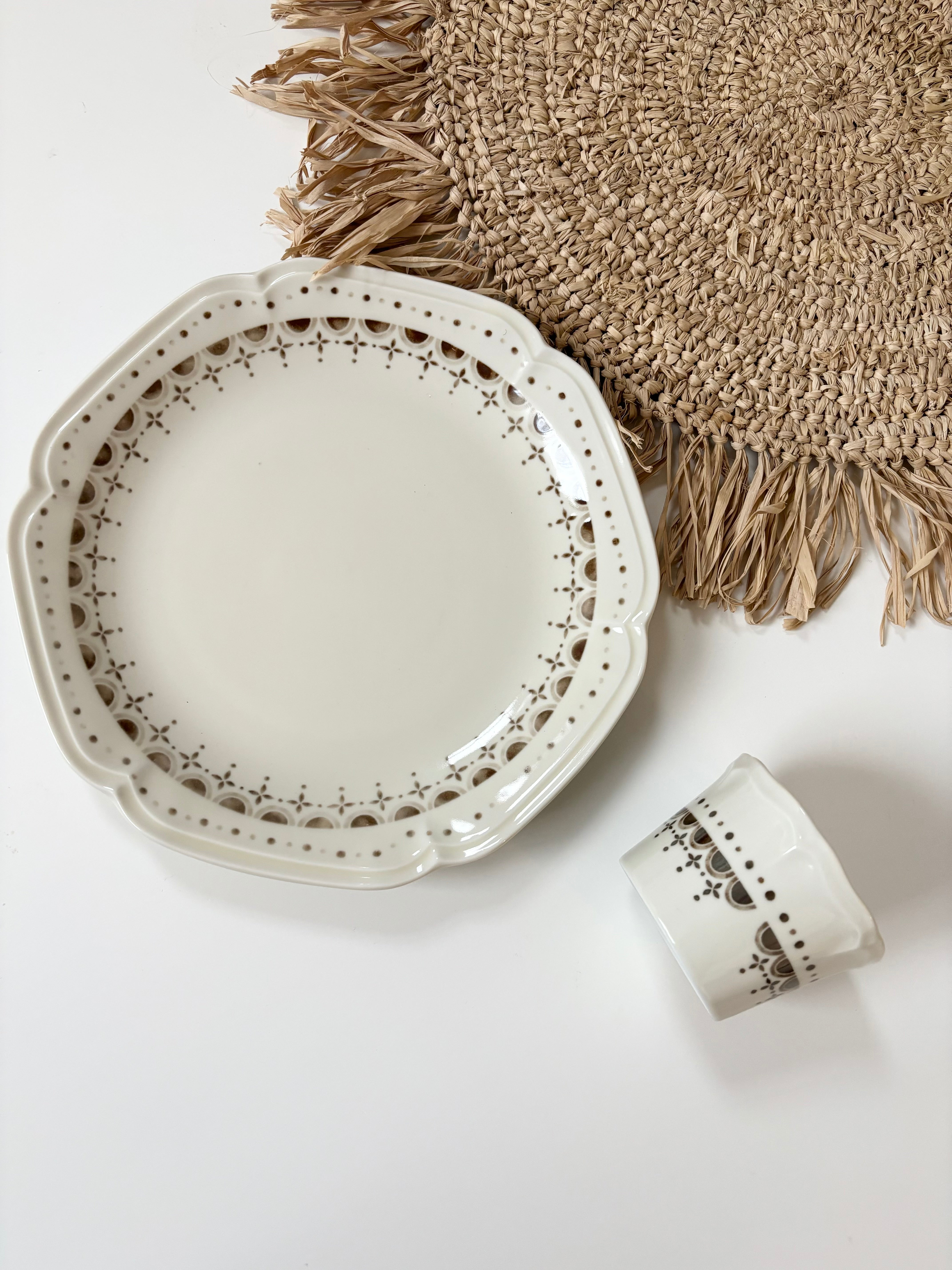 lace chouchou tableware