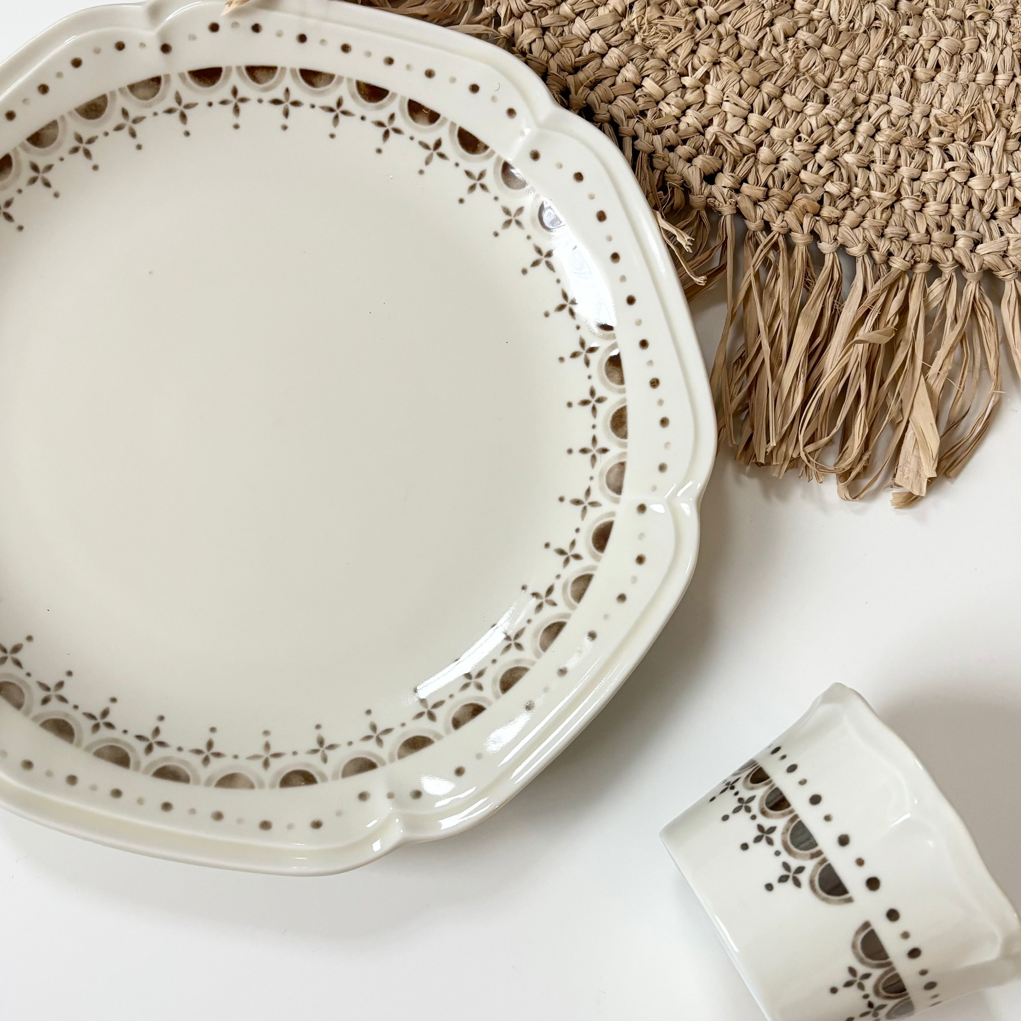 lace chouchou tableware