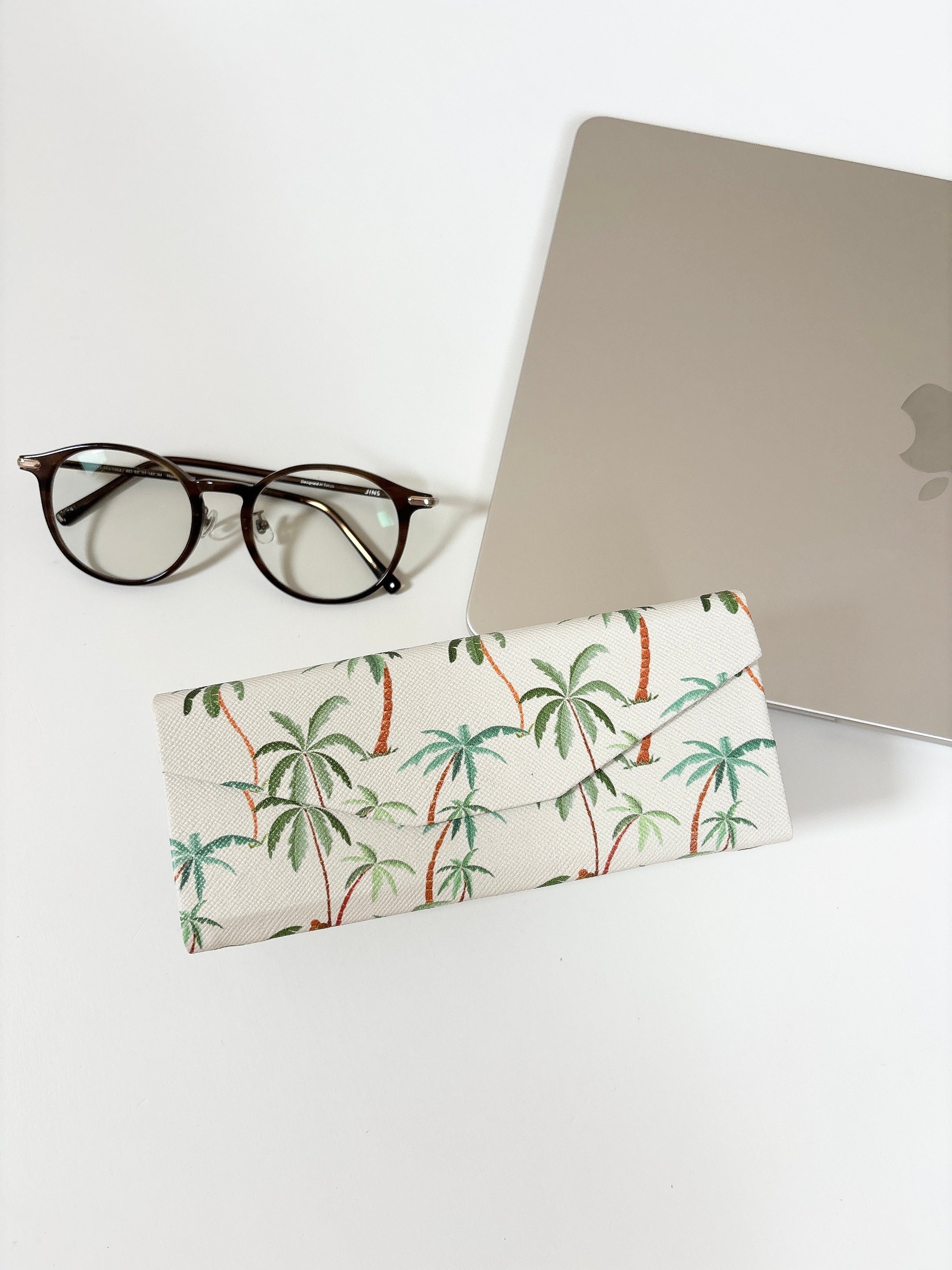 glasses case green palms
