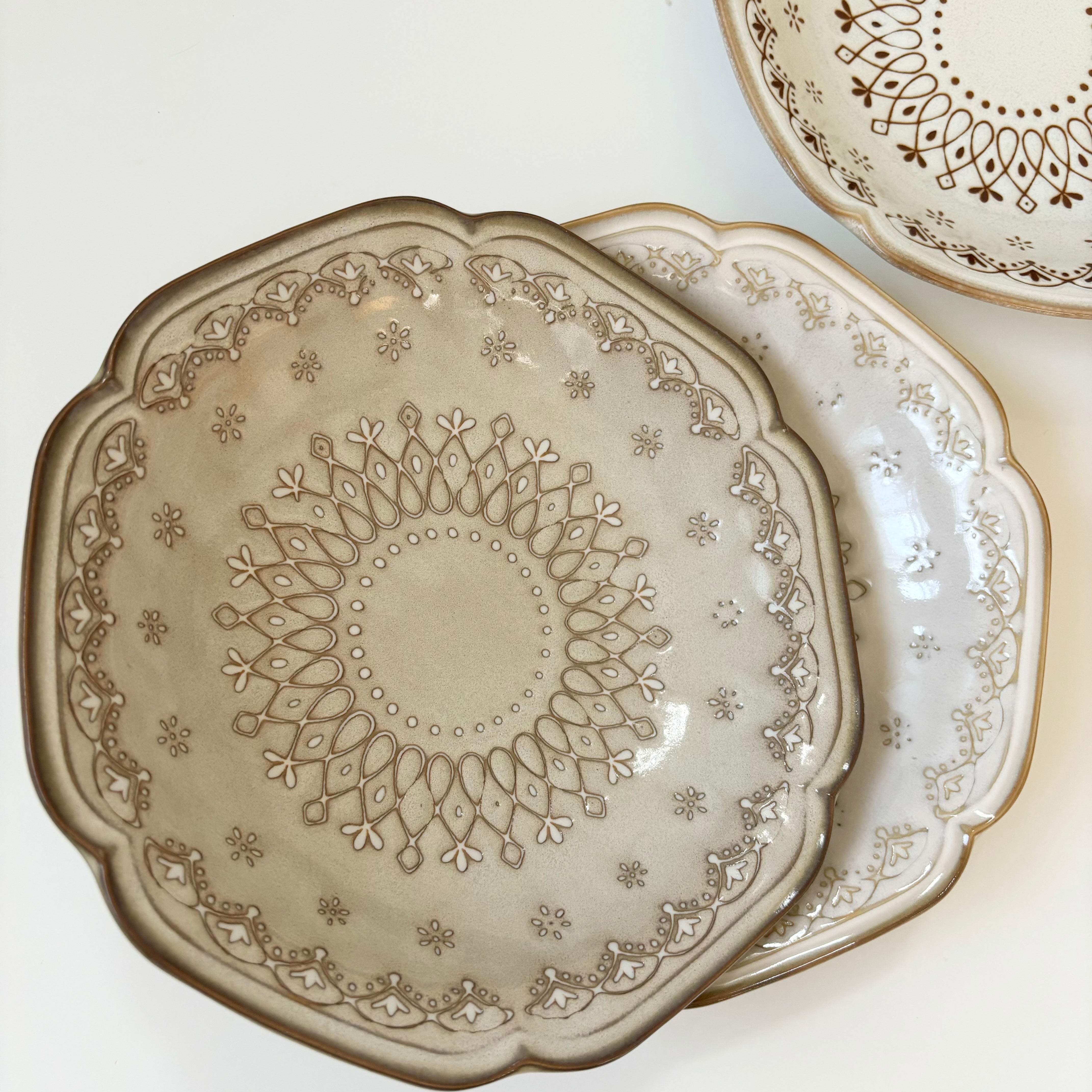 adel lace plate