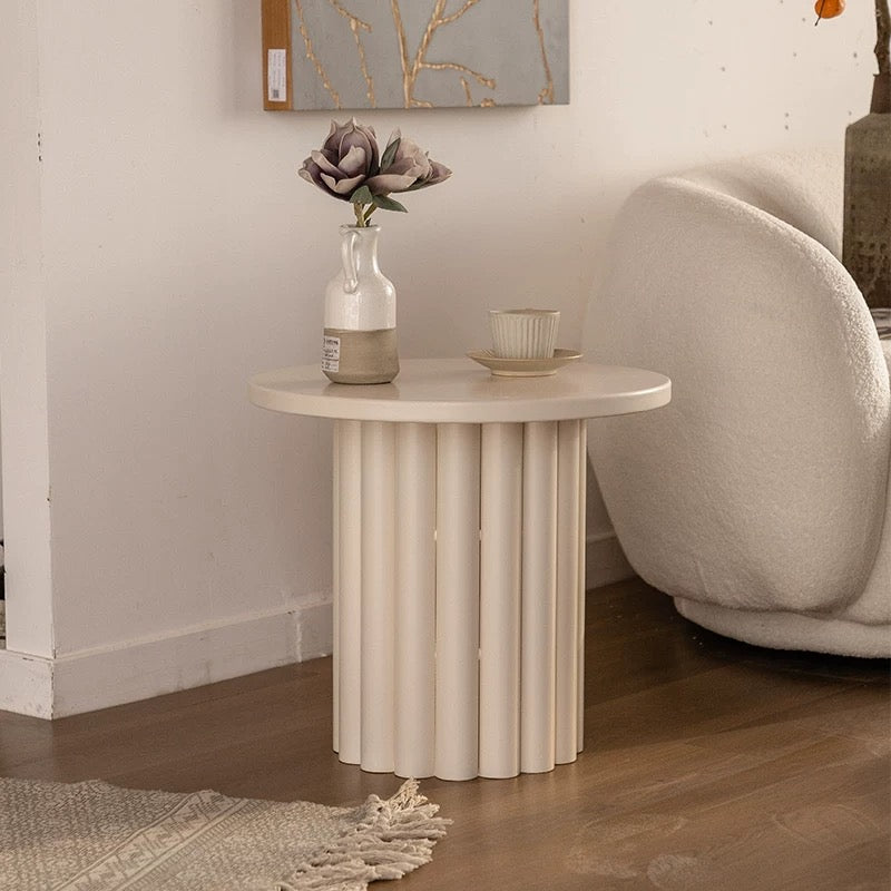 French style round table