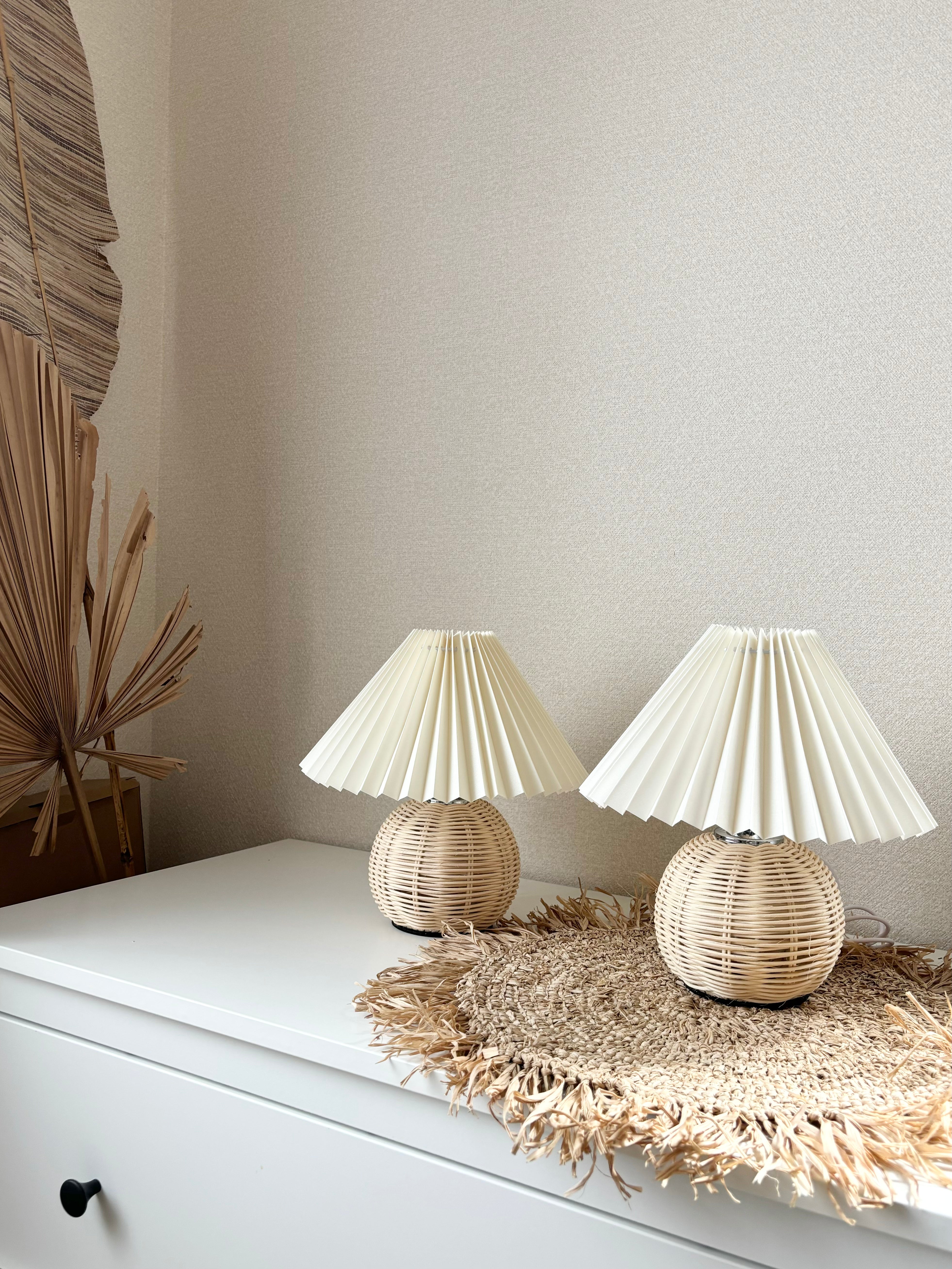 rattan pleated lamp