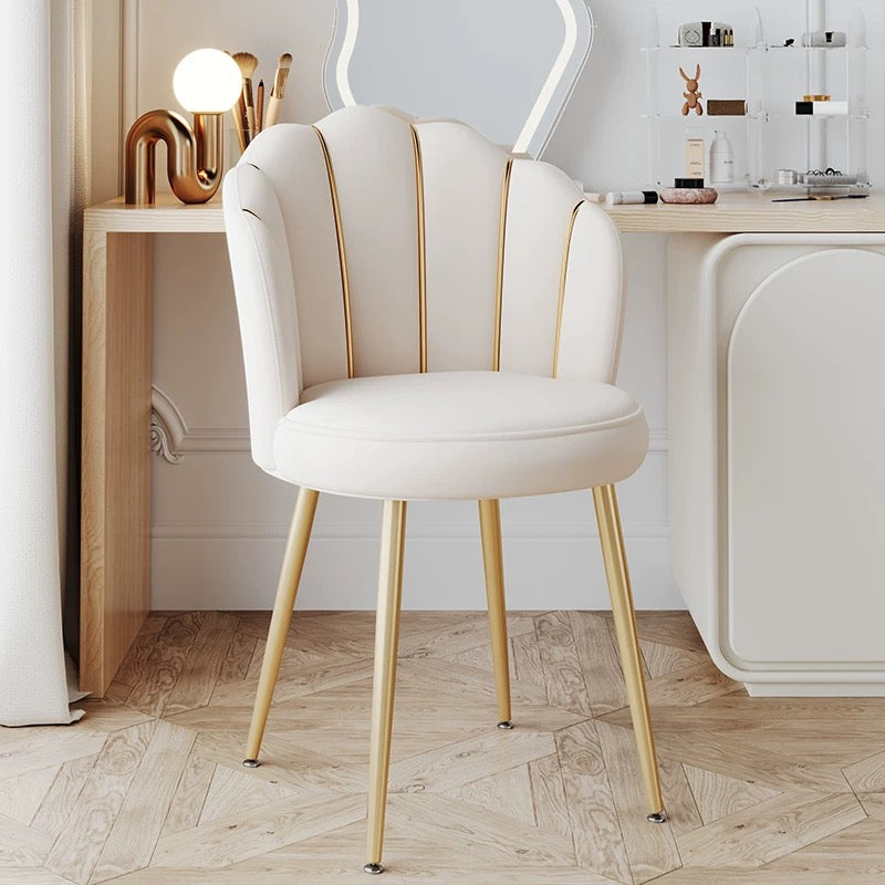 shell line chair