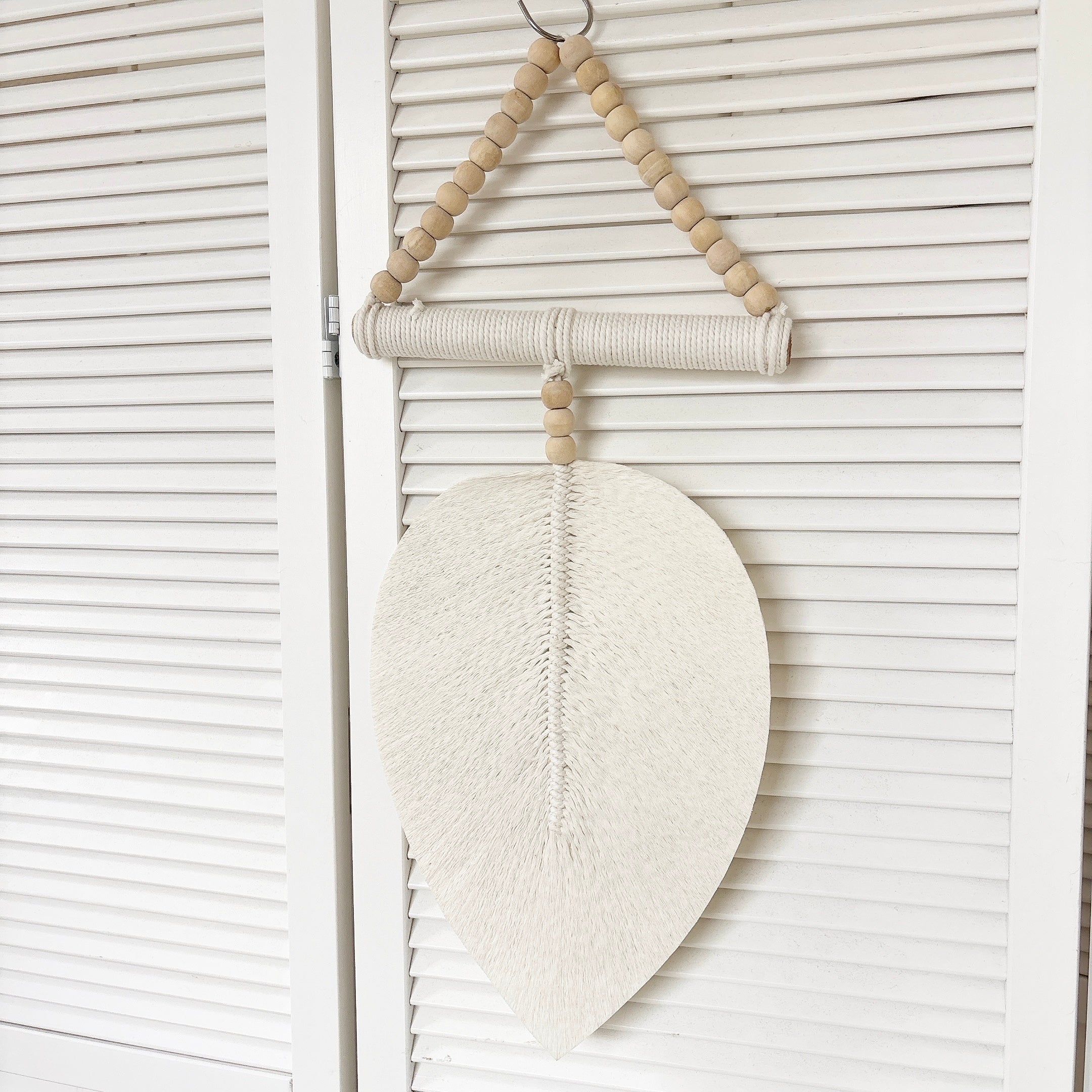 leaf wood beads wall hanging