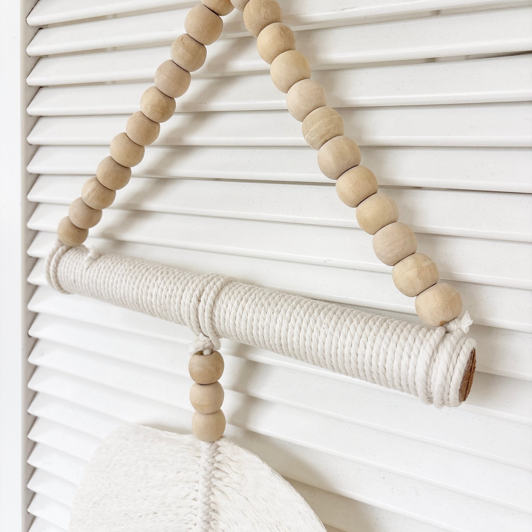 leaf wood beads wall hanging