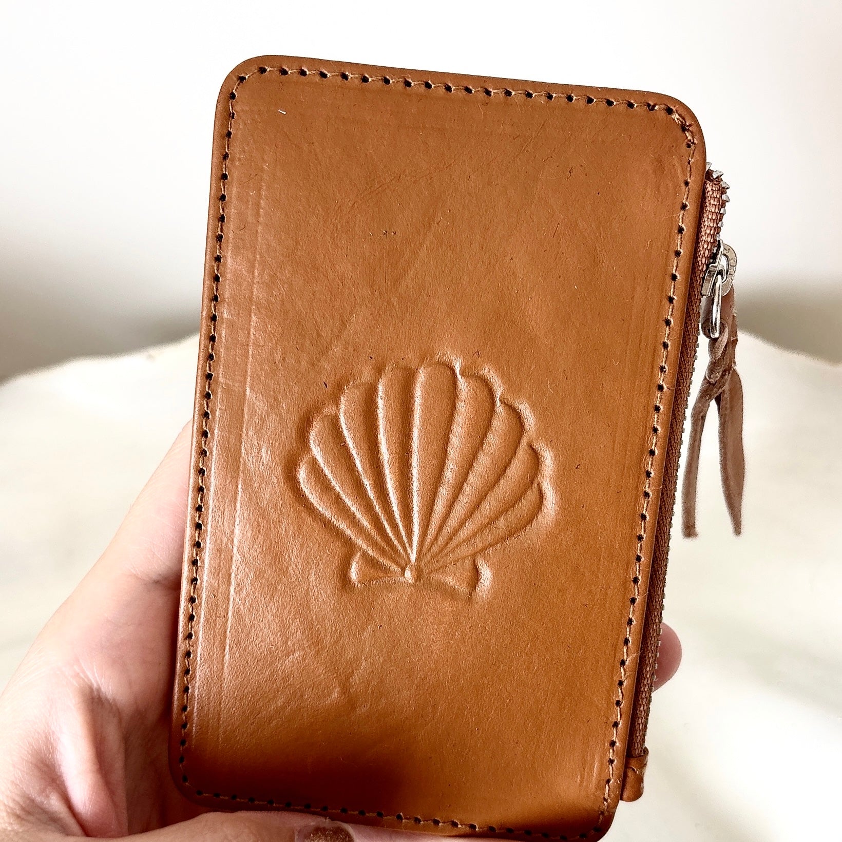 shell leather card case