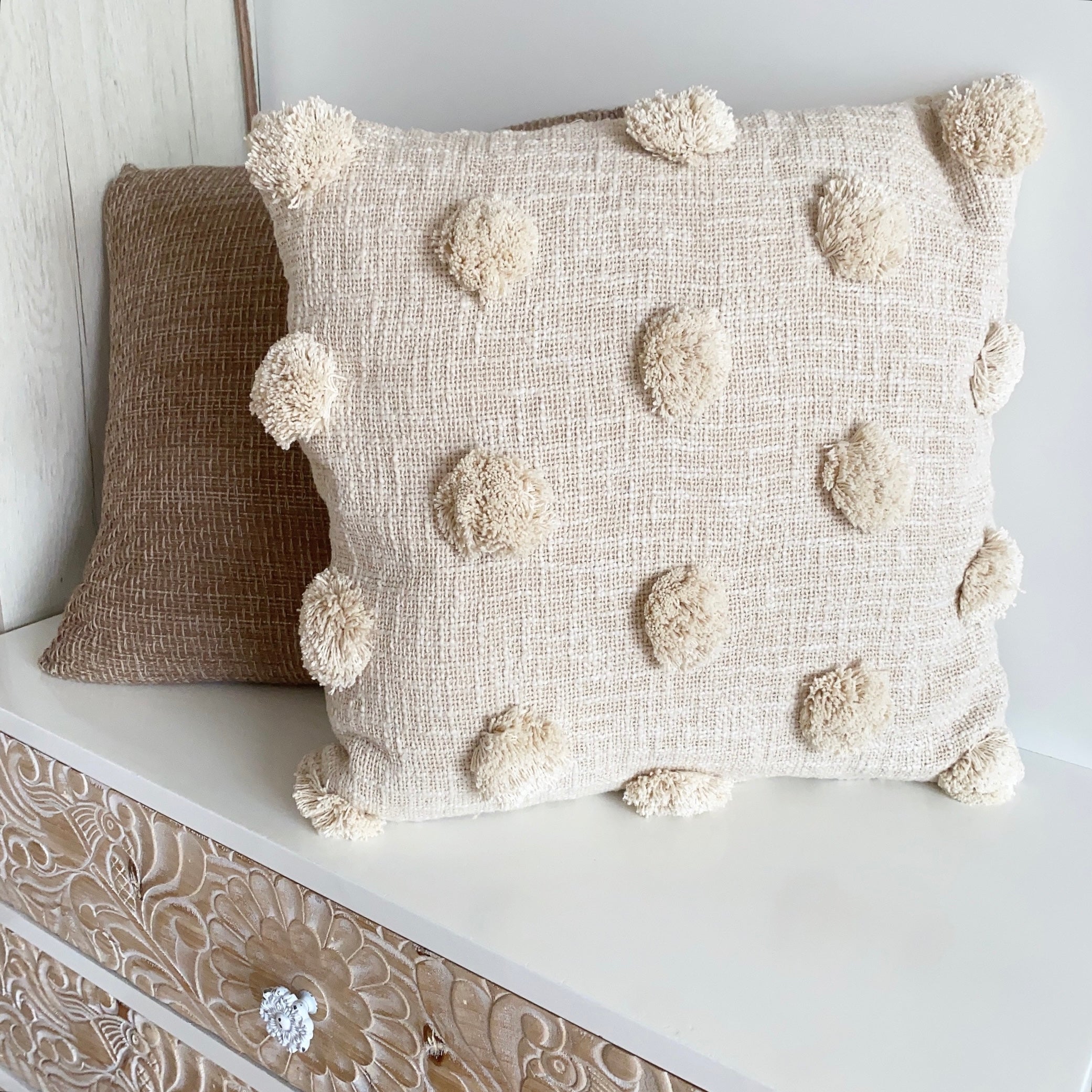 pompom tufted decorative cushion cover