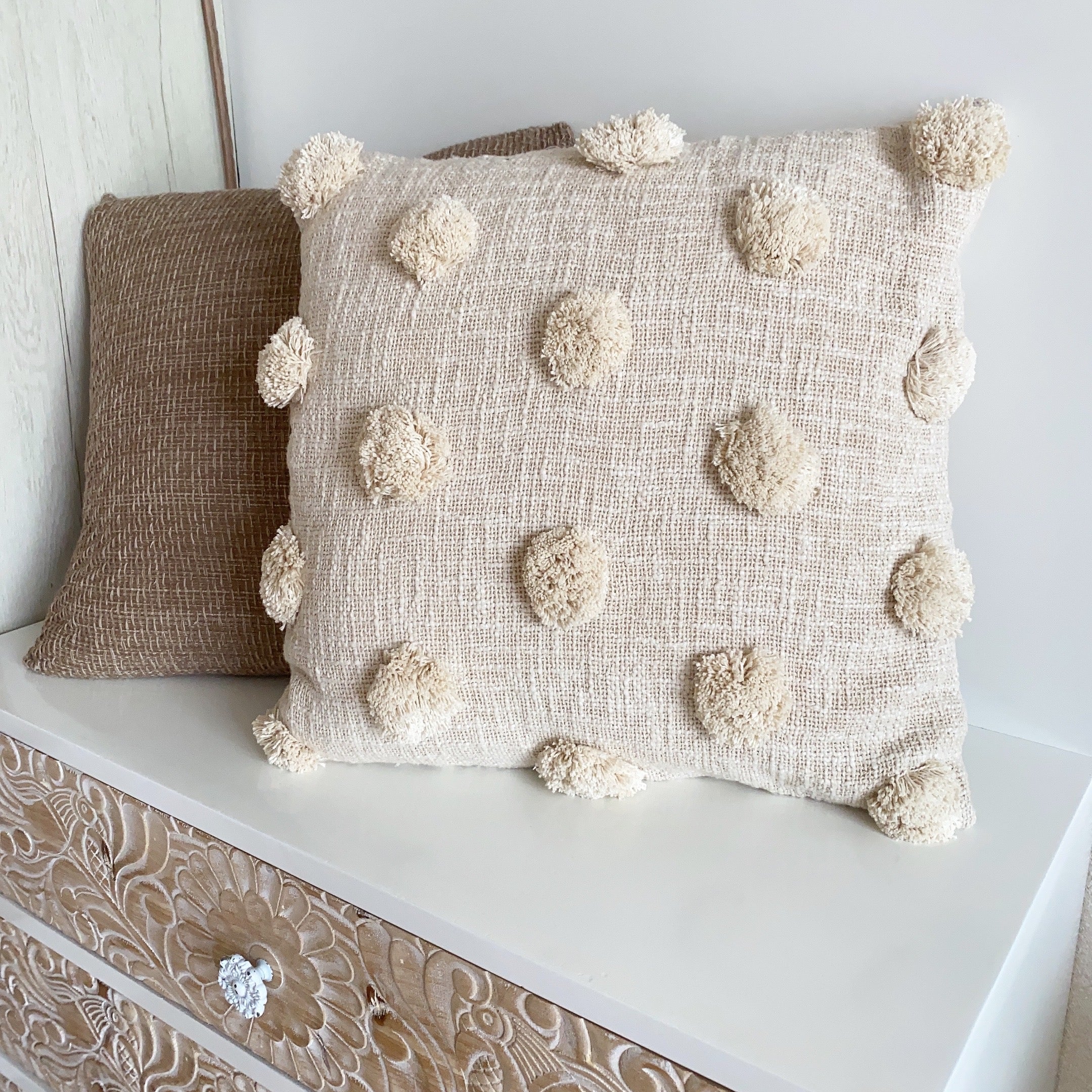 pompom tufted decorative cushion cover