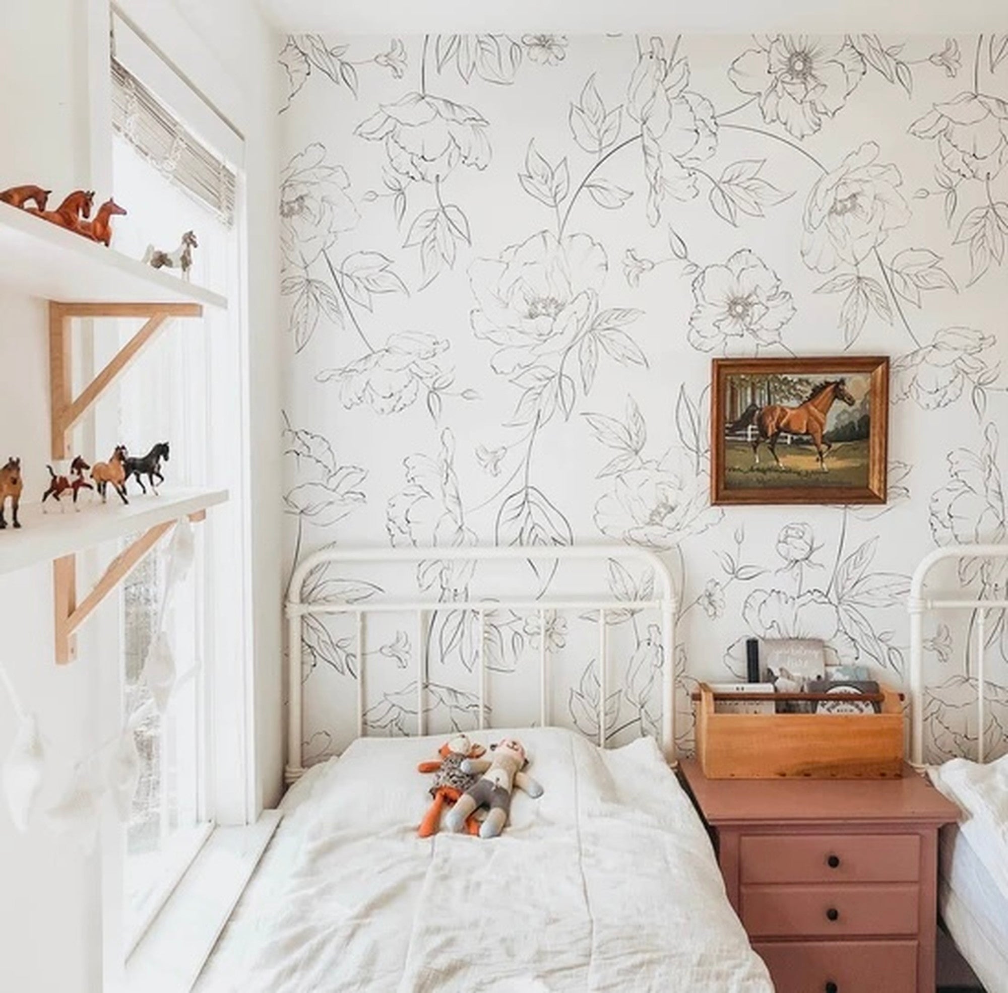 delicate floral design removable wallpaper