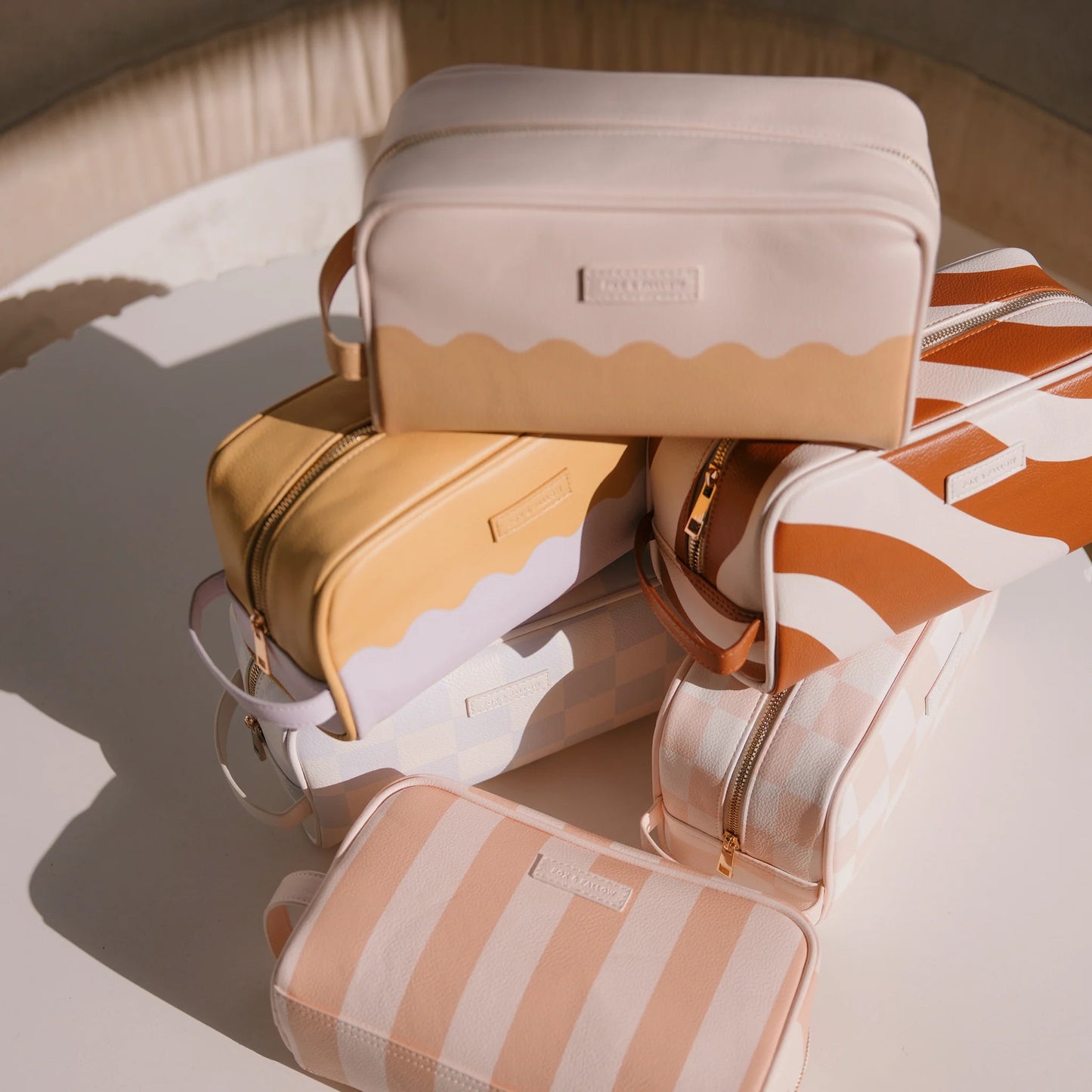 caramel ripple wash bag