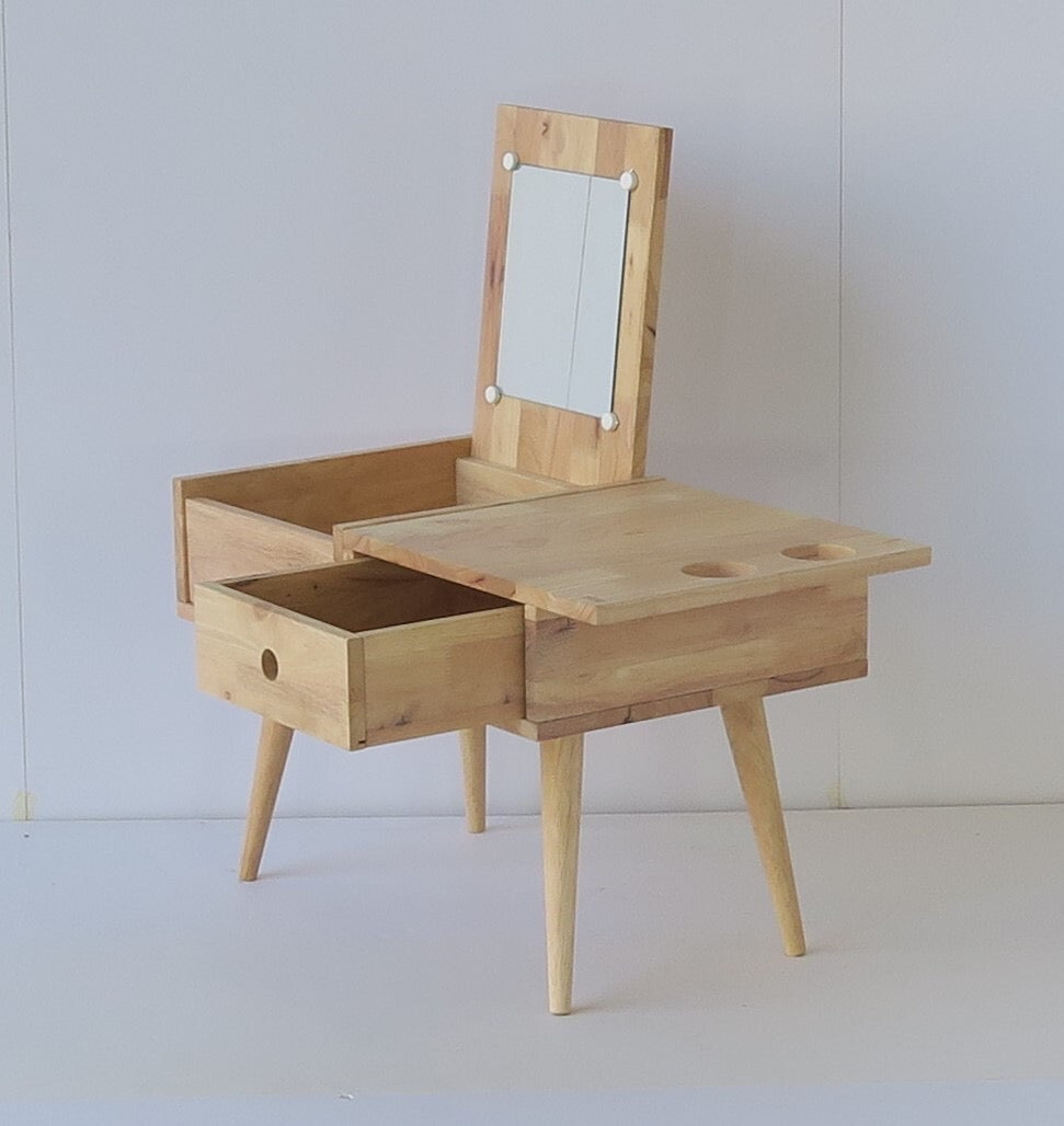 natural signature dresser
