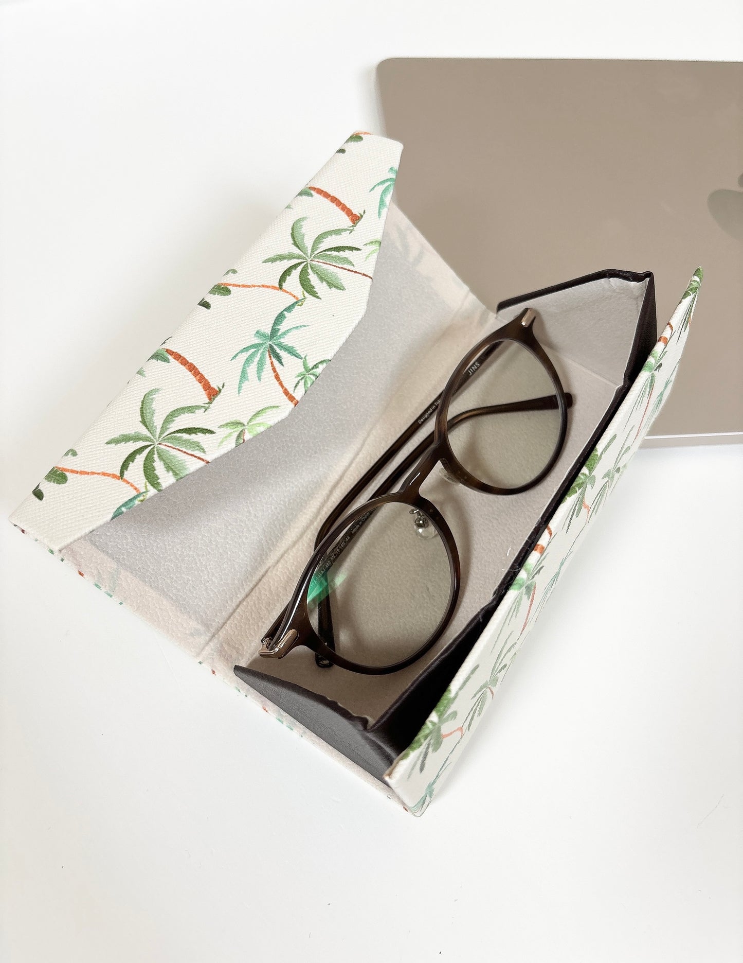 glasses case green palms