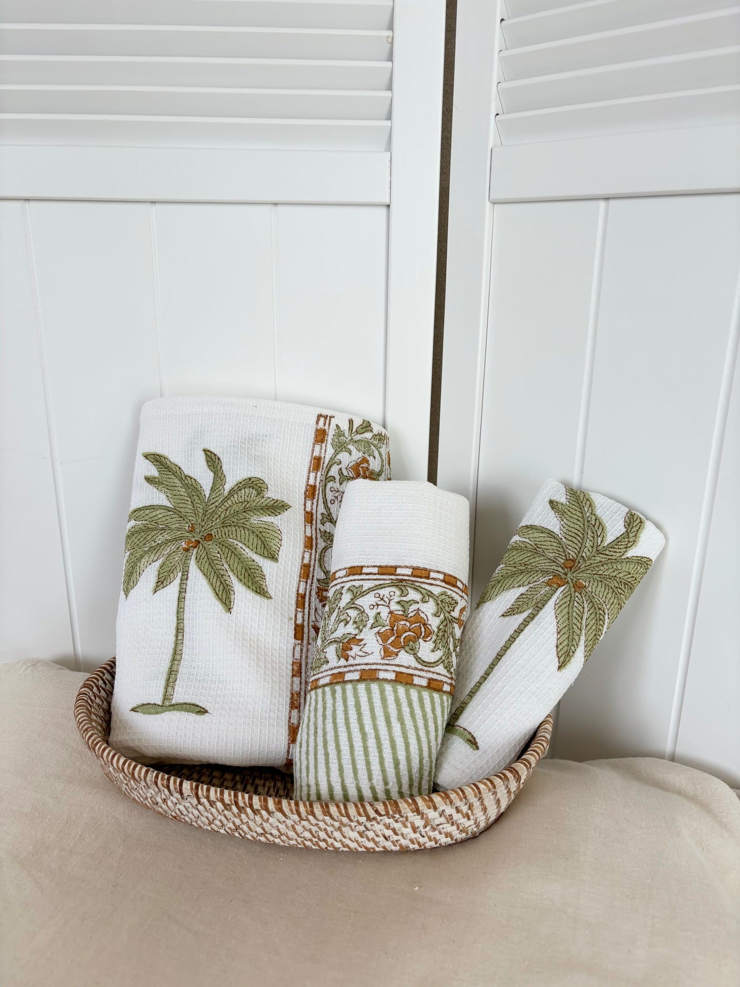 palm hand block towel