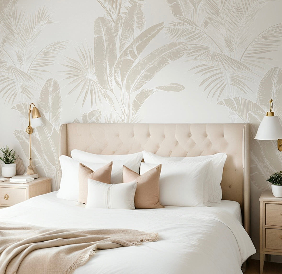 Luxe Exotica III Neutral wallpaper