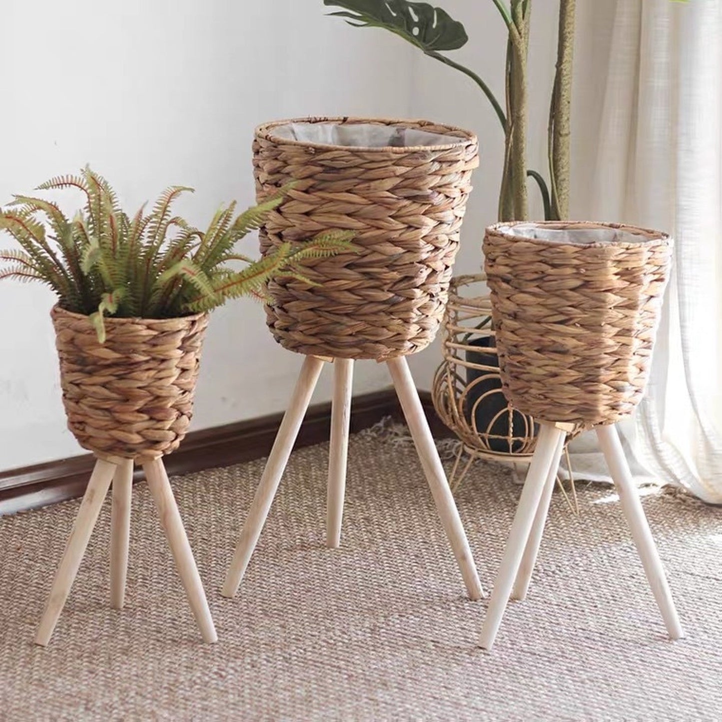 straw wood flower stand