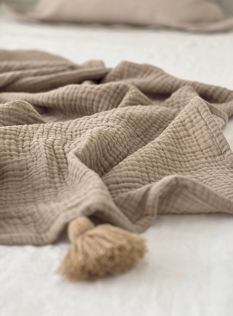 organic cotton tassel blanket