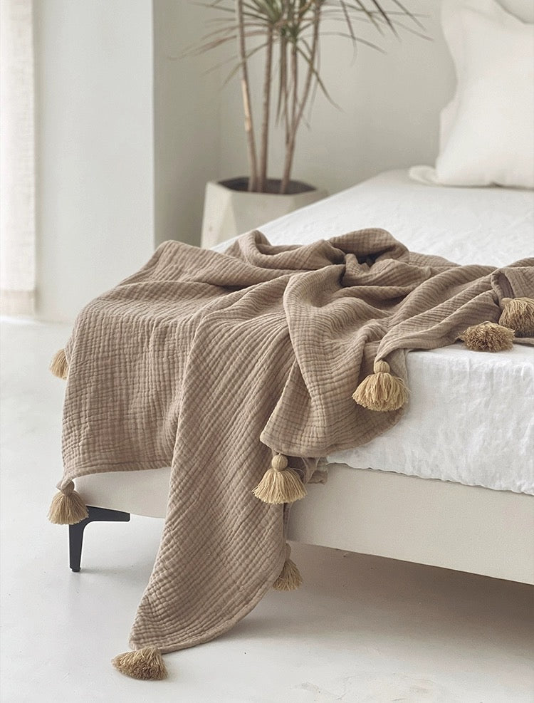 organic cotton tassel blanket