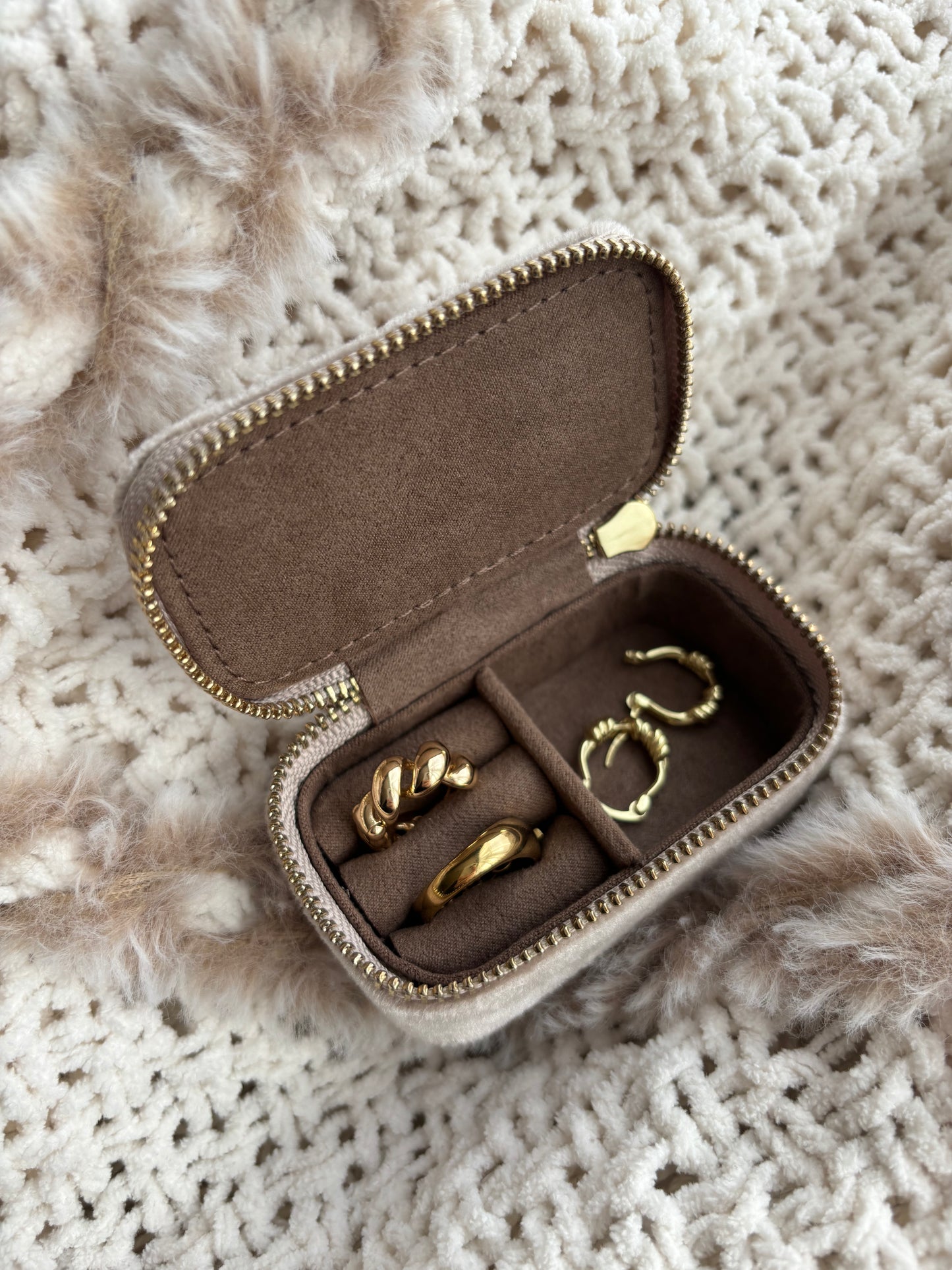 personalized velvet travel mini case