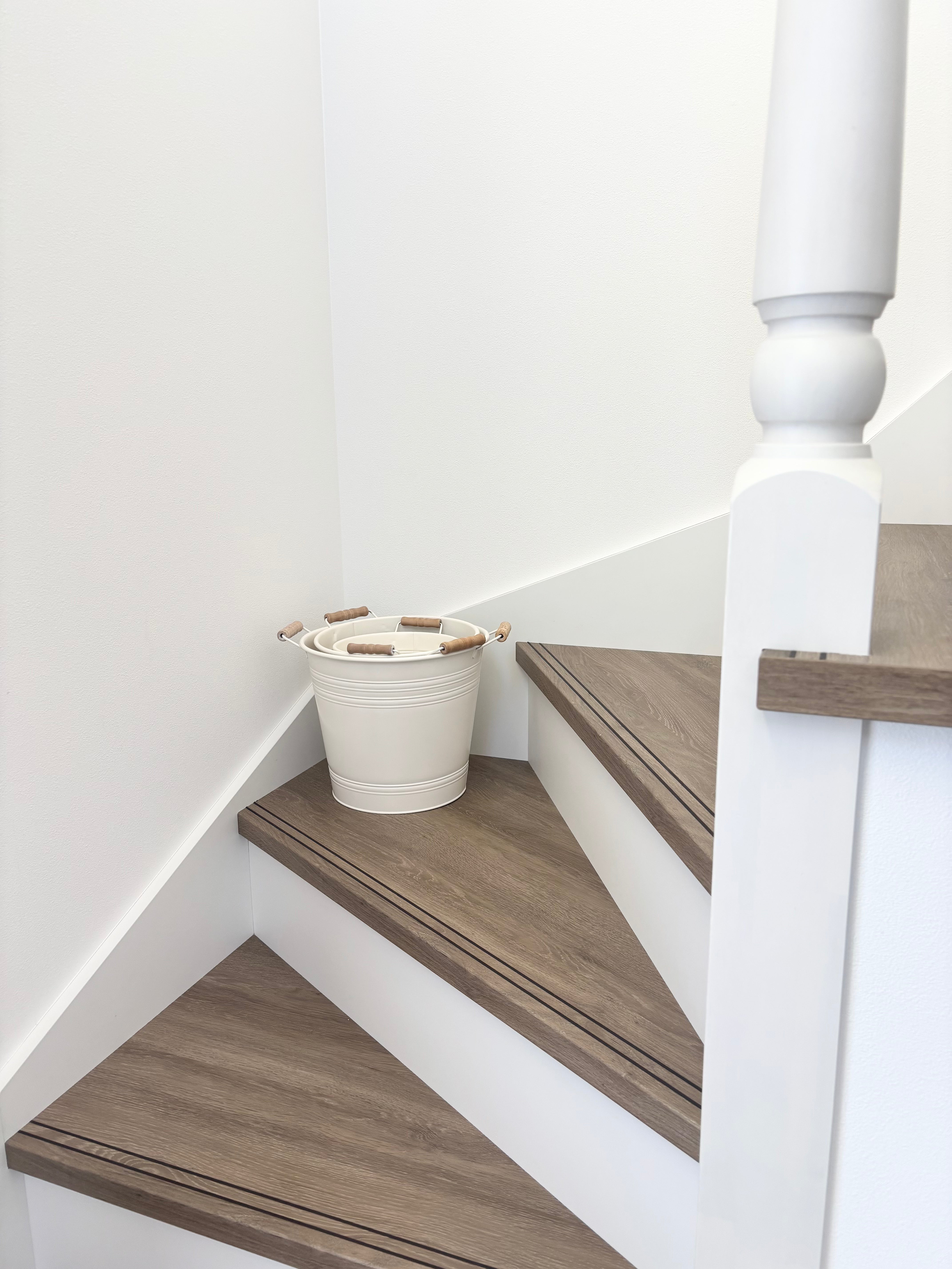 country utility bucket