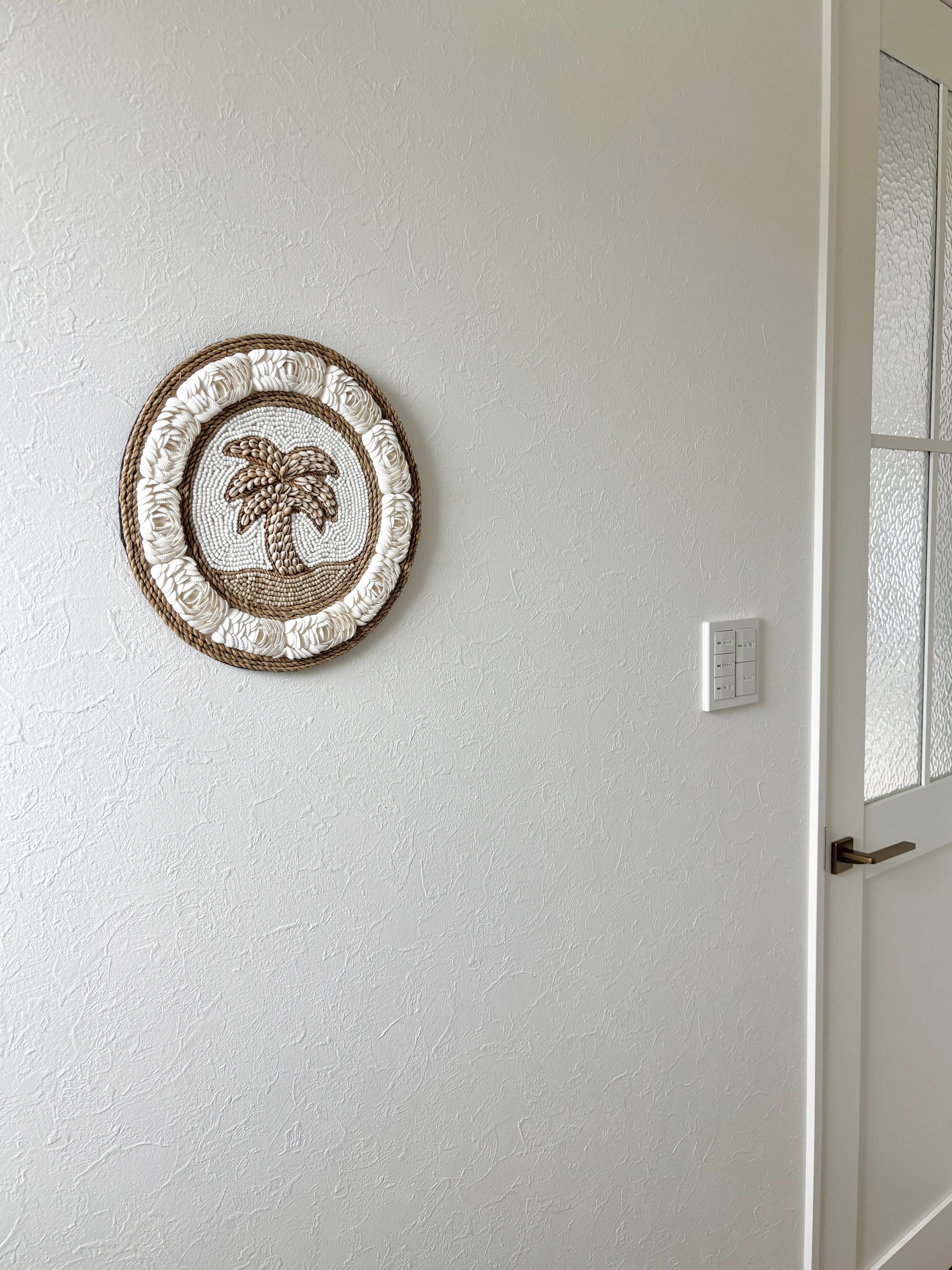 coastal palm wall decor
