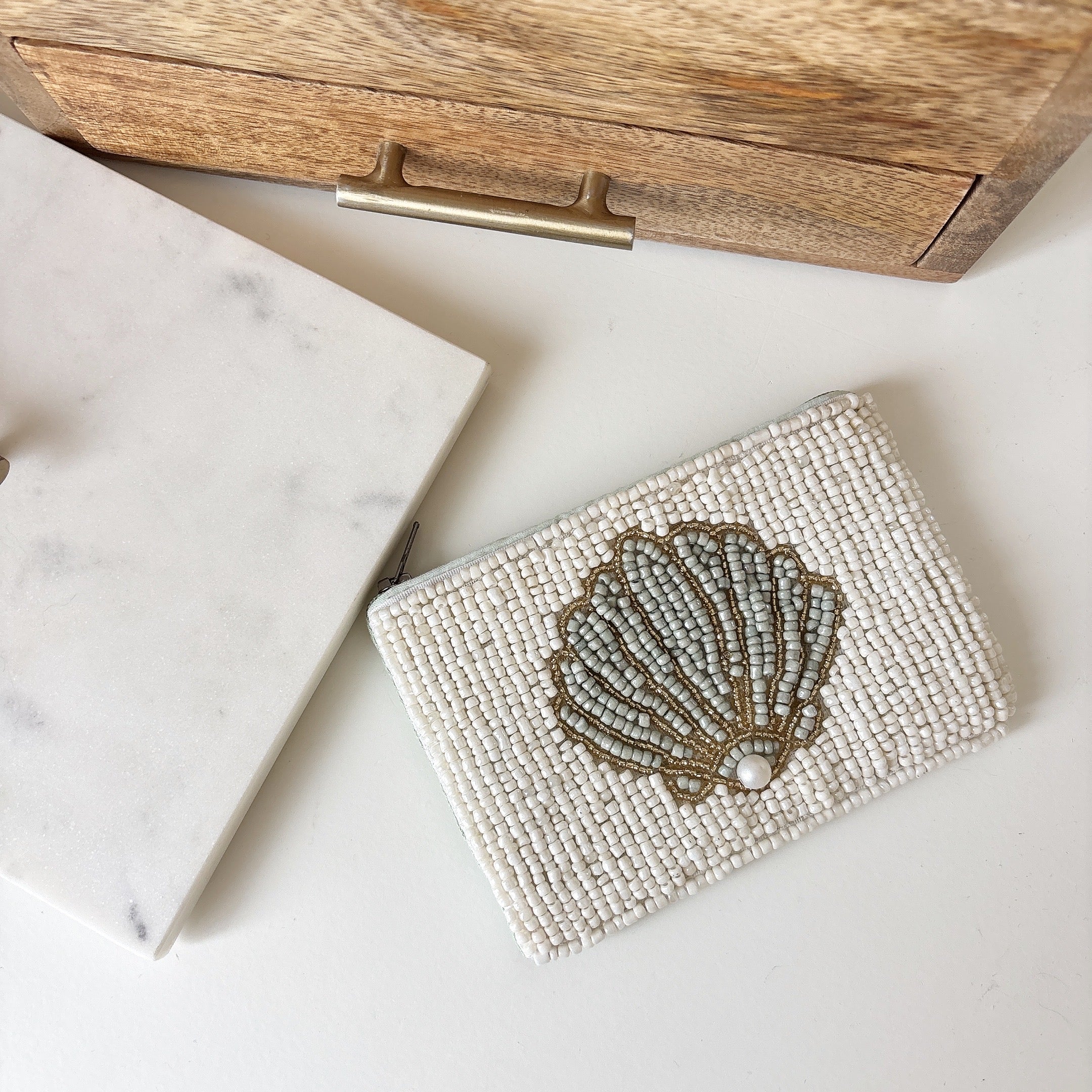 【即納可】venus beaded pouch