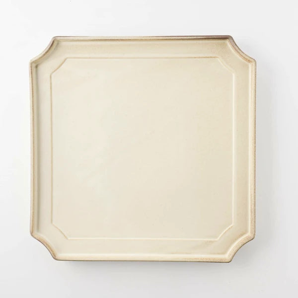 frame beige plate