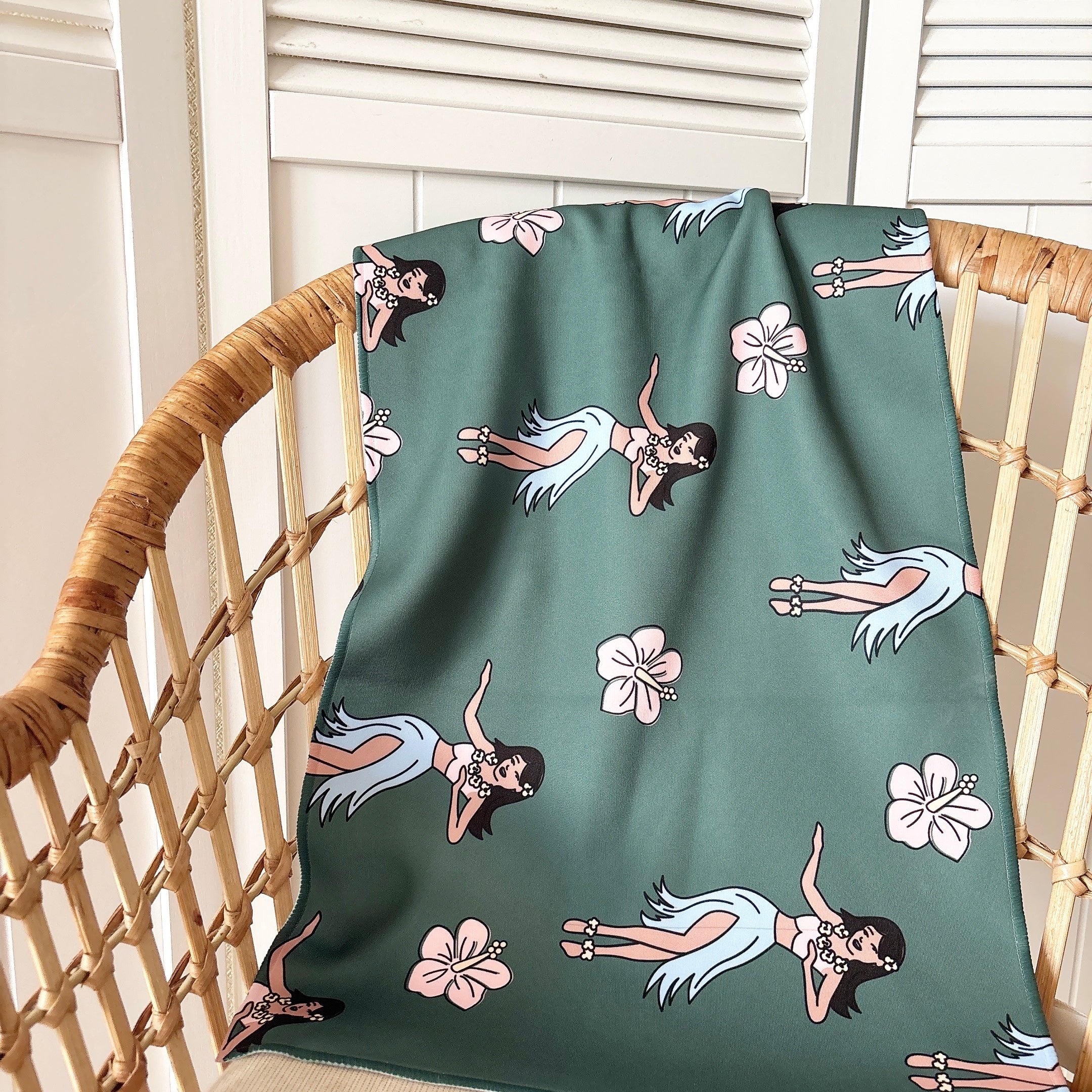 hula girls face/bath towel