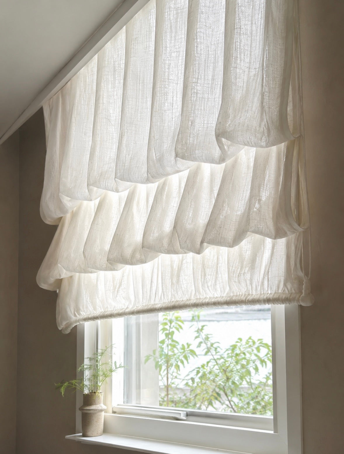 natural linen roman shade