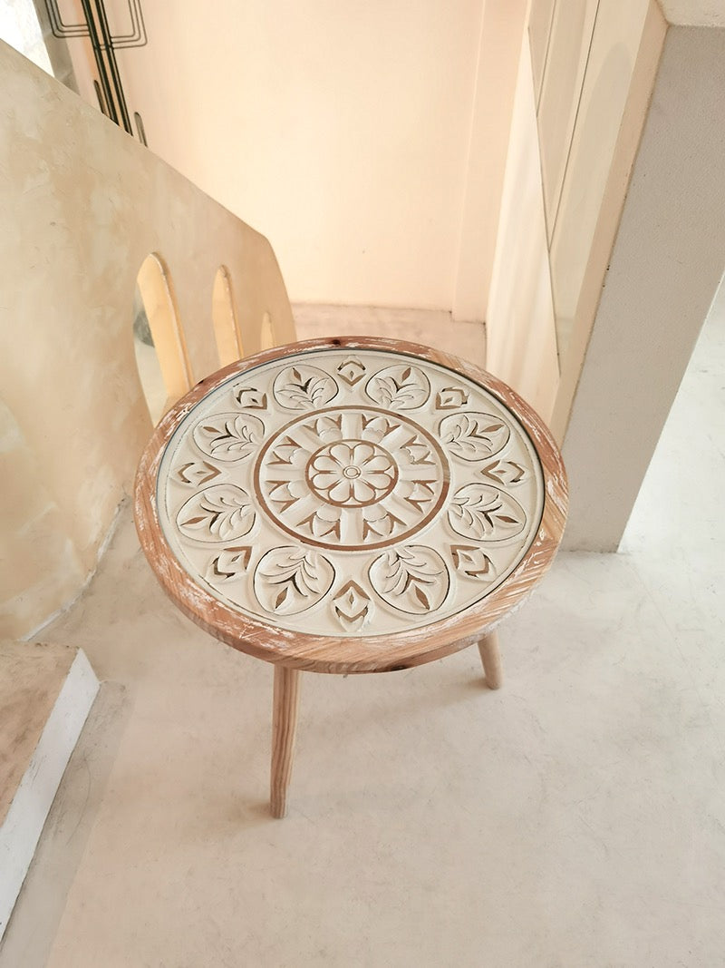 stella carved table