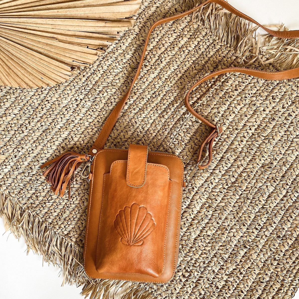 2way shell leather multiple bag- ポシェット – Byron Life