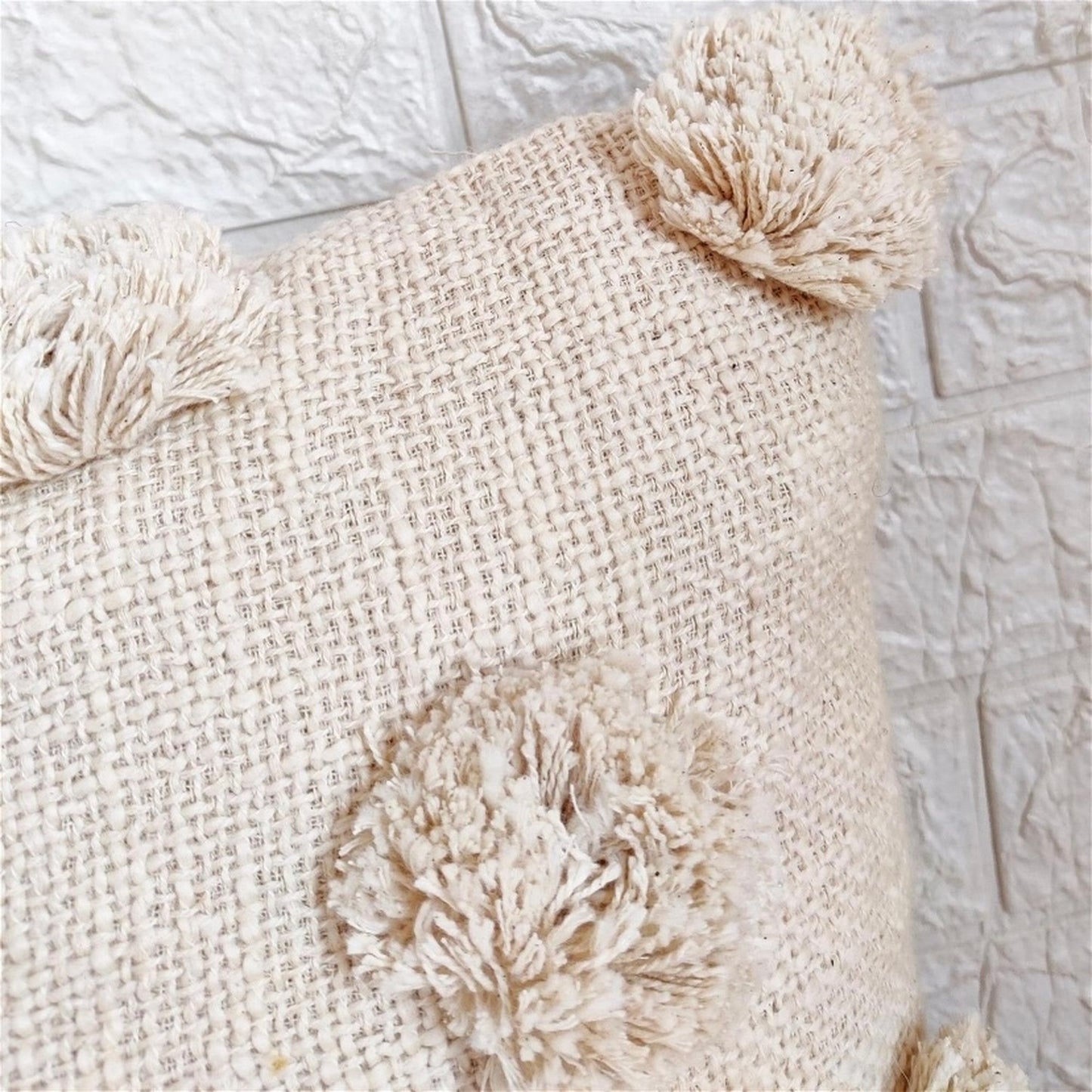 pompom tufted decorative cushion cover