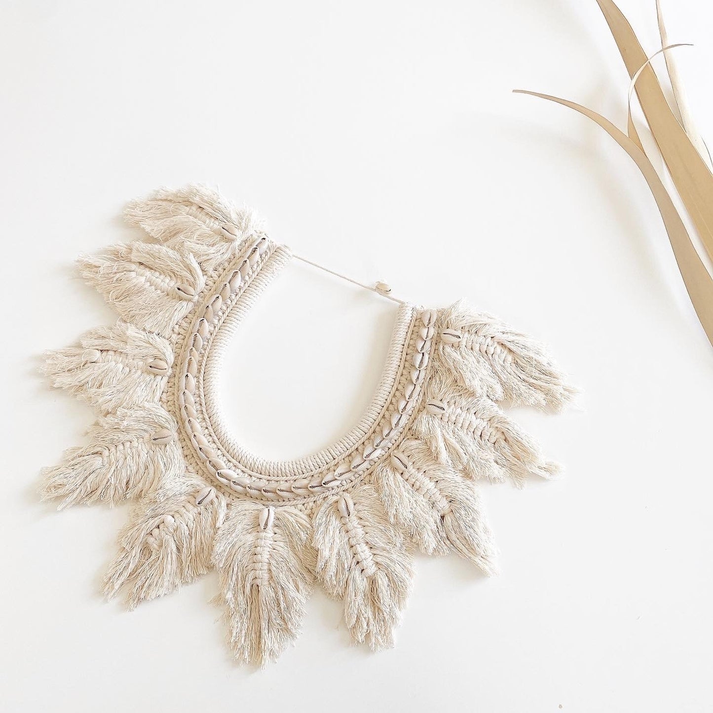 feather shell wall hanging