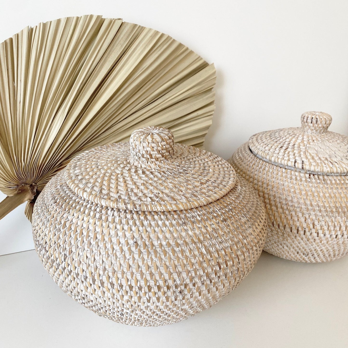 white wash rattan bowl