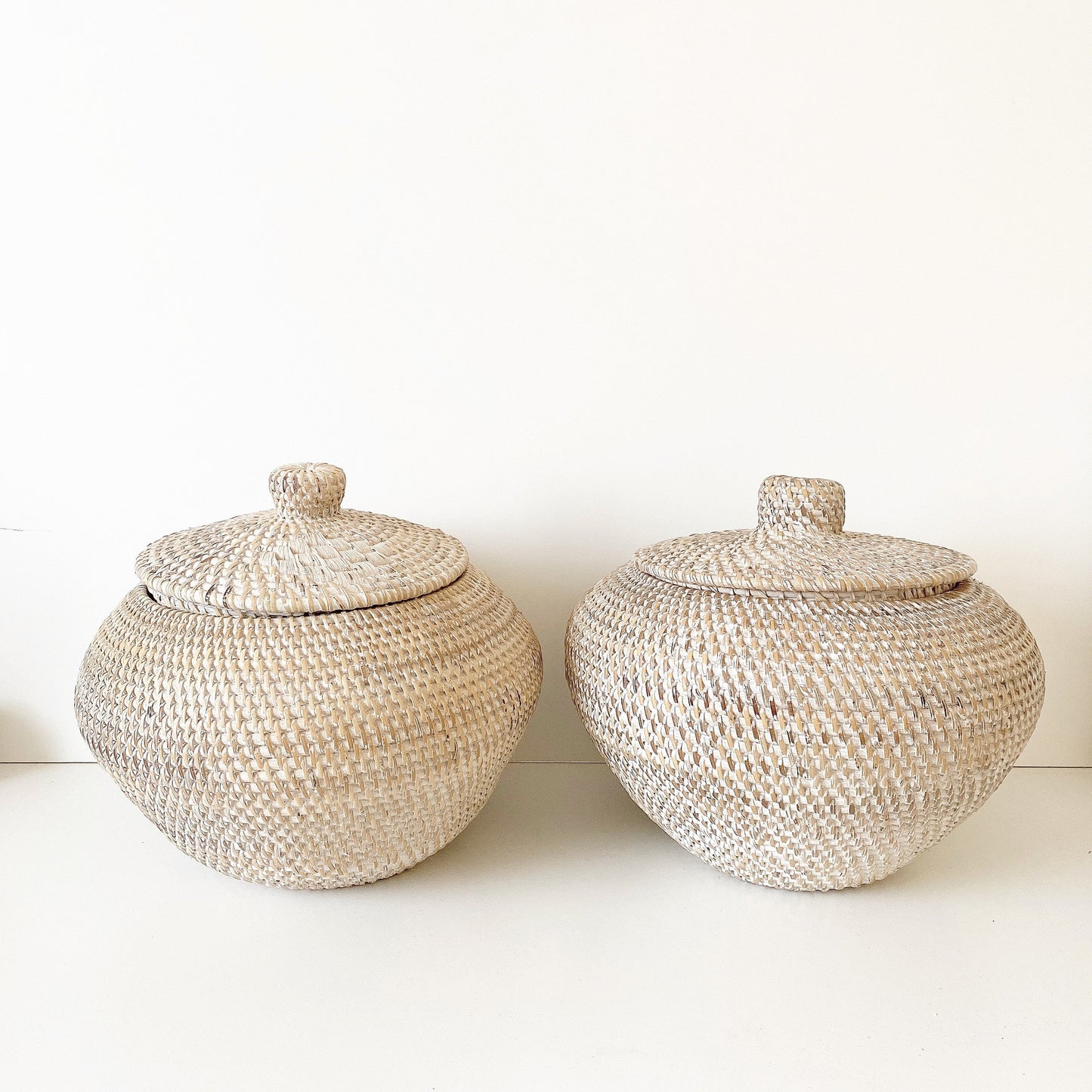 white wash rattan bowl