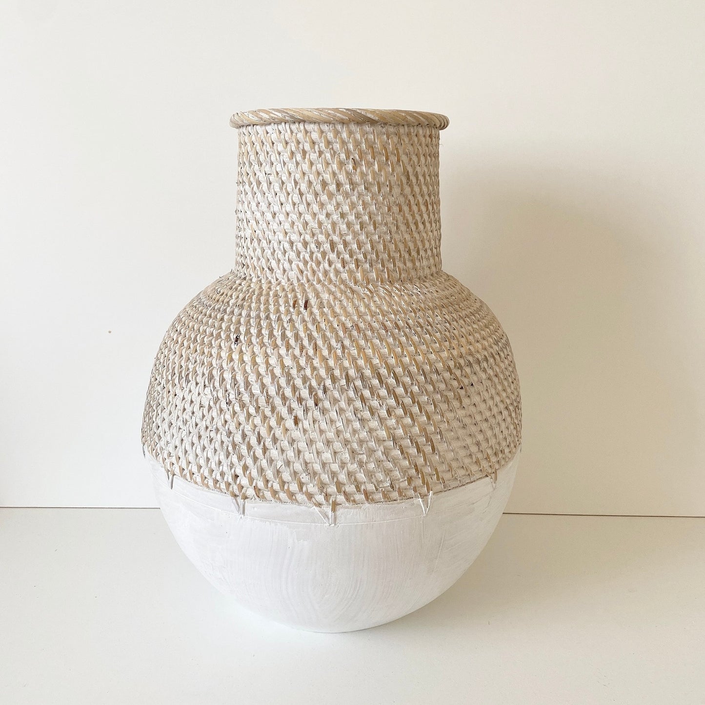 rattan wooden vase